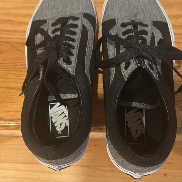 Vans Old Skool Black and Gray Sneakers Size 9 men 10.5 Women - Picture 3 of 5